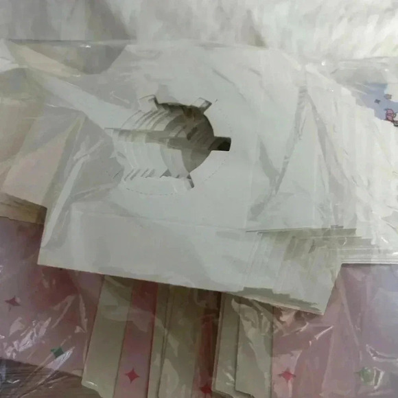 Unicorn box cupcake holders.50 ct.‎ - Picture 2 of 6